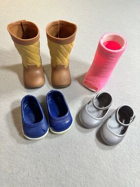 Our Generation Doll Shoes Lot 3 Pairs + Pink Foot Cast 18” Accessories